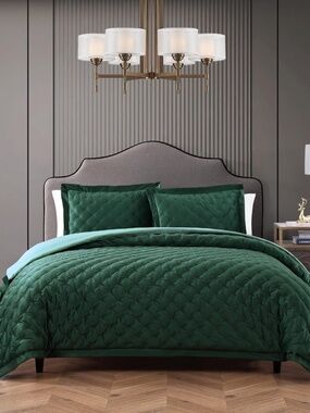 Bebejan Hunter Green Velvet Comforter